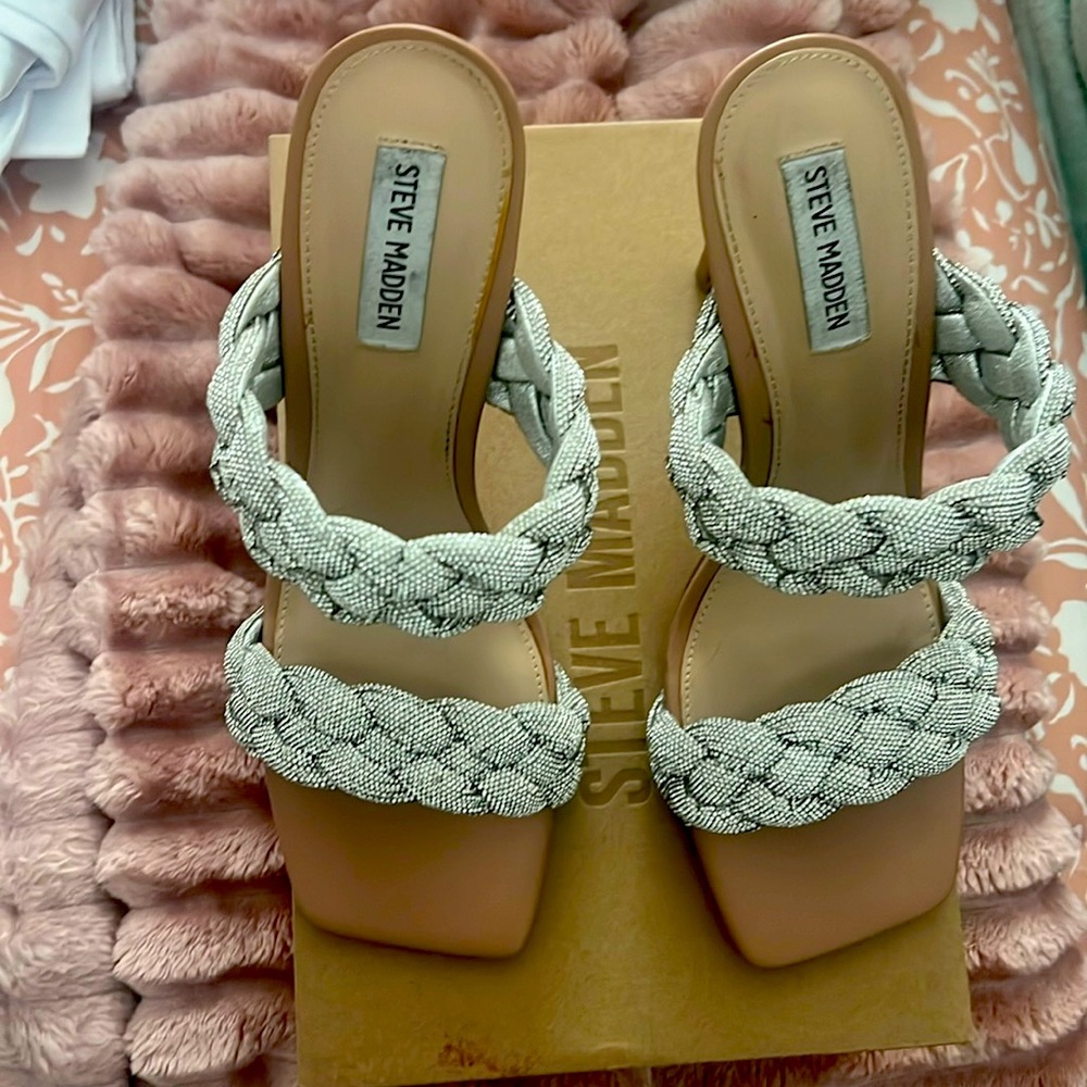 Steve Madden Kenley Rhinestones heeled sandal